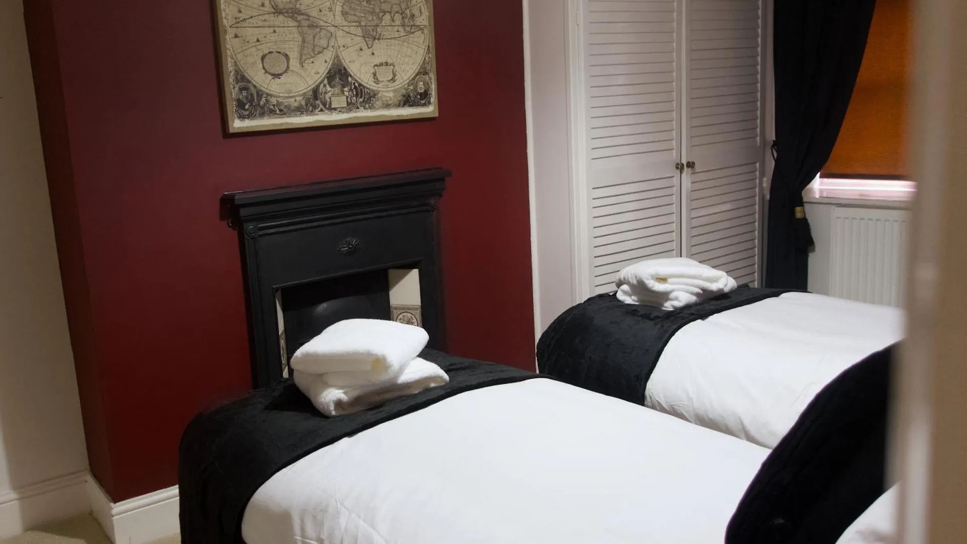 2 Bedroom Apartment - The Ruby Cheltenham